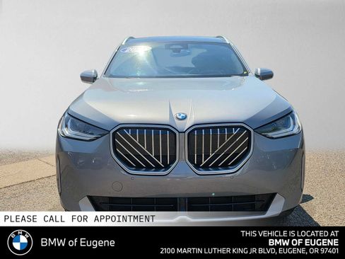 Used 2025 BMW X3 xDrive30i w/ Convenience Package AWD/4WD image 8