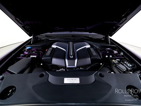 Certified 2022 Rolls-Royce Ghost Black Badge AWD/4WD image 37