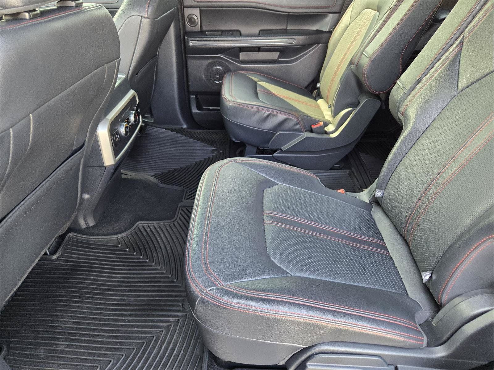 Used 2023 Ford Expedition Limited RWD image 29