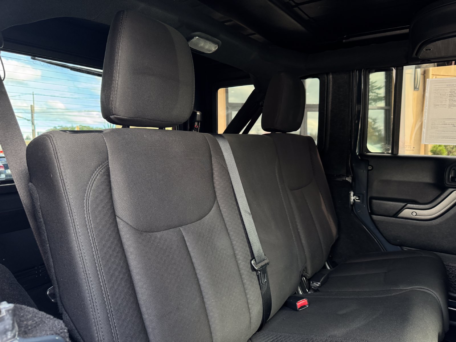 Used 2016 Jeep Wrangler Unlimited Sport w/ Quick Order Package 24S AWD/4WD image 19