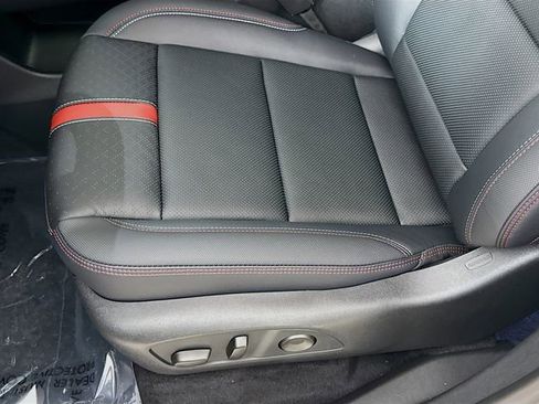 New 2026 Chevrolet Traverse RS AWD/4WD image 21
