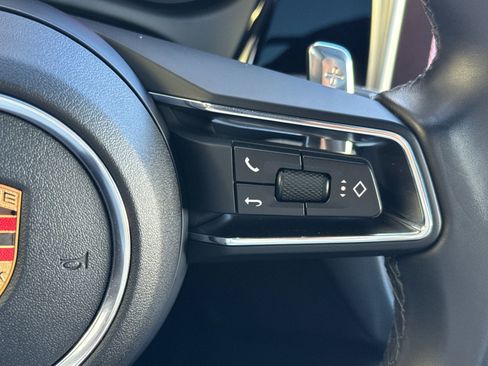 Certified 2024 Porsche Macan S AWD/4WD image 29