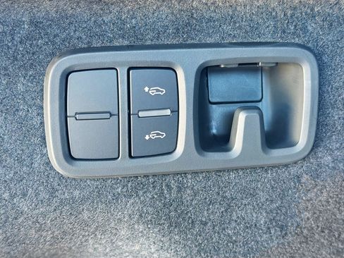 Used 2026 Audi Q8 Premium Plus image 12