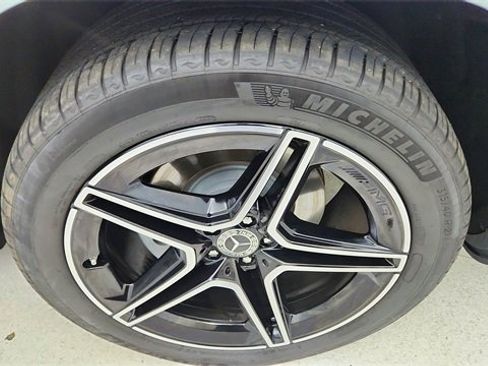 Used 2025 Mercedes-Benz GLS 450 4MATIC image 61