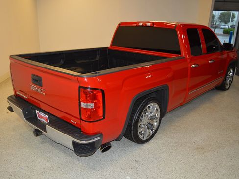 Used 2014 GMC Sierra 1500 SLT w/ Suspension Package, Off-Road AWD/4WD image 3