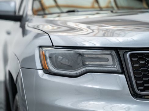 Used 2019 Jeep Grand Cherokee High Altitude AWD/4WD image 14