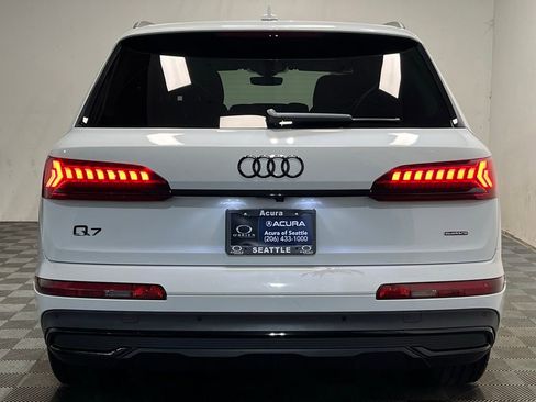 Used 2022 Audi Q7 3.0T Premium Plus w/ Premium Plus Package AWD/4WD image 21