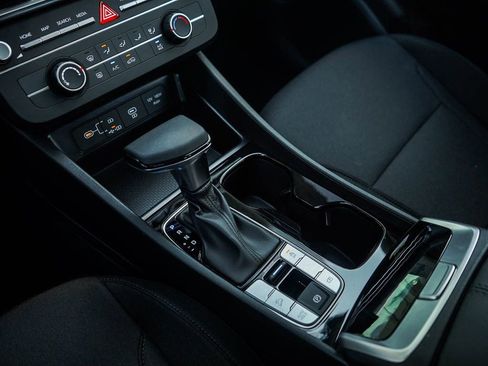 Certified 2026 Hyundai Tucson SE image 25