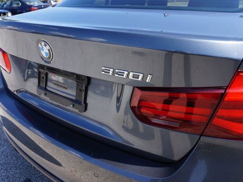 Used 2018 BMW 330i Sedan image 9