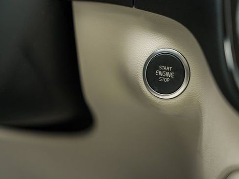 New 2026 Volvo XC40 B5 Ultra w/ Protection Package Premier image 25