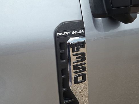 Used 2024 Ford F350 Platinum w/ FX4 Off-Road Package AWD/4WD image 11
