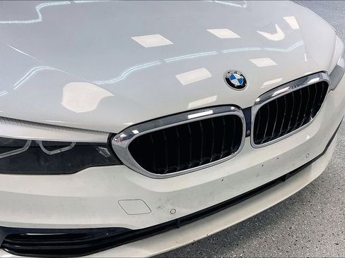 Used 2017 BMW 530i xDrive AWD/4WD image 31