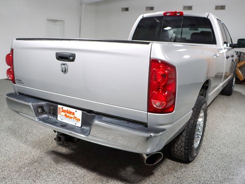Used 2007 Dodge Ram 2500 Truck SLT image 7