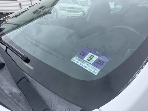 Used 2015 Hyundai Elantra SE w/ Option Group 03 image 24