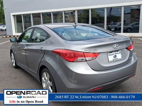 Used 2012 Hyundai Elantra Limited w/ Technology Pkg 5 FWD image 10