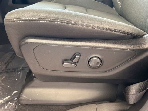 Used 2025 RAM 1500 Big Horn AWD/4WD image 39