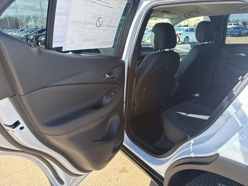 New 2026 Buick Encore GX Preferred image 32