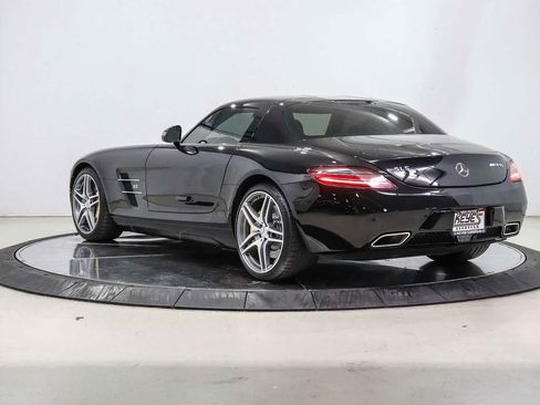 Used 2011 Mercedes-Benz SLS AMG Coupe image 2