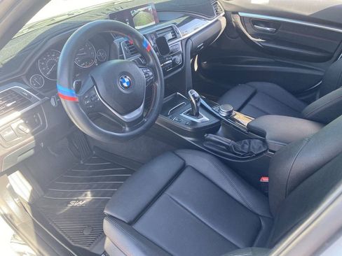Used 2017 BMW 330i Sedan RWD image 17