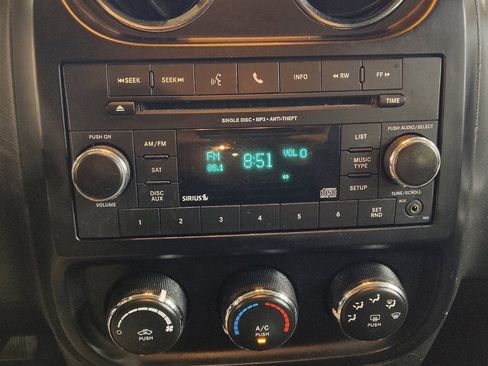 Used 2016 Jeep Patriot Sport w/ Power Value Group image 25