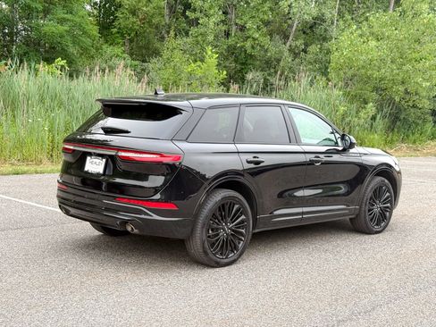 Used 2023 Lincoln Corsair AWD w/ Equipment Group 101A image 6