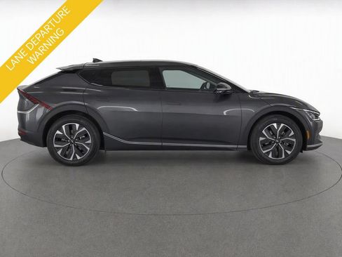 Certified 2024 Kia EV6 Light AWD/4WD image 9