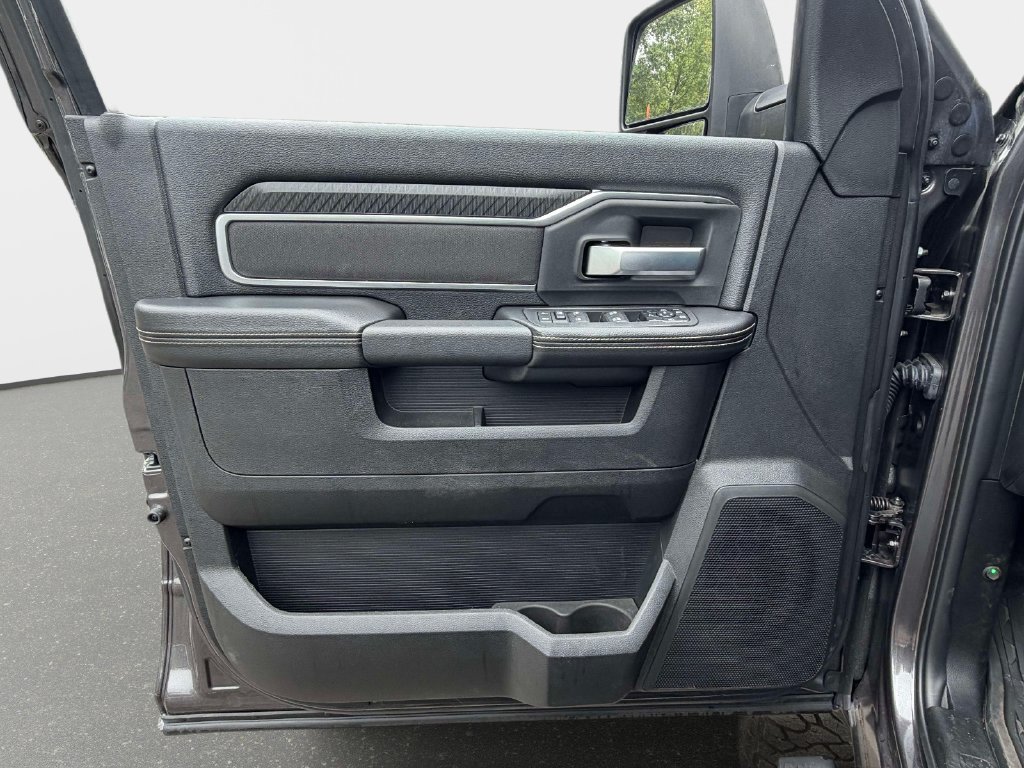 New 2026 RAM 2500 Big Horn AWD/4WD image 12