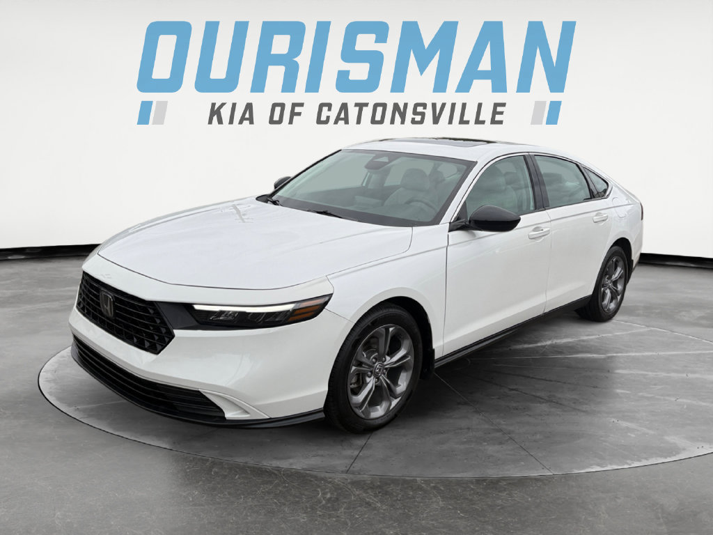 Used 2023 Honda Accord EX image 2