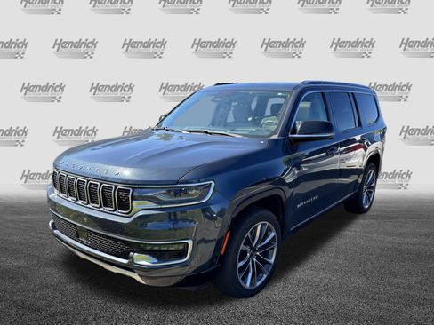 Used 2023 Jeep Wagoneer Series III w/ Premium Group I AWD/4WD image 5