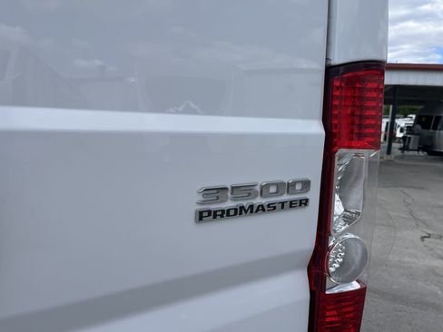 Used 2024 RAM ProMaster 3500 w/ Quick Order Package 22G SLT FWD image 10