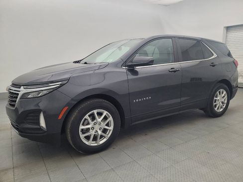 Used 2023 Chevrolet Equinox LT FWD image 2