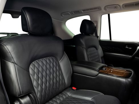 Used 2018 INFINITI QX80 4WD w/ Deluxe Technology Package image 36