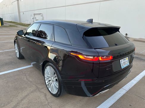 Used 2020 Land Rover Range Rover Velar R-Dynamic S image 11