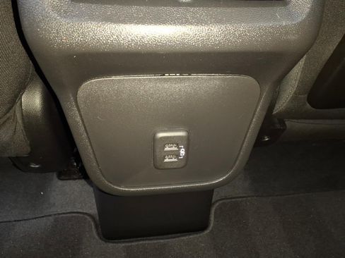 Certified 2022 GMC Terrain SLE w/ Driver Convenience Package image 24