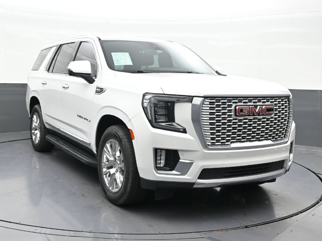 Used 2021 GMC Yukon Denali w/ Advanced Technology Package AWD/4WD image 8