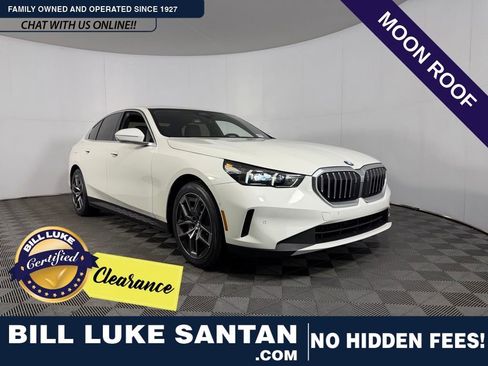 Used 2026 BMW 530i RWD image 1