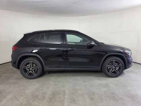 New 2026 Mercedes-Benz GLA 250 image 3