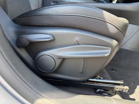 Used 2023 Jeep Compass Latitude w/ Convenience Group image 63