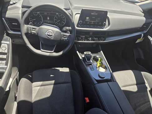 New 2026 Nissan Rogue SV AWD/4WD image 10