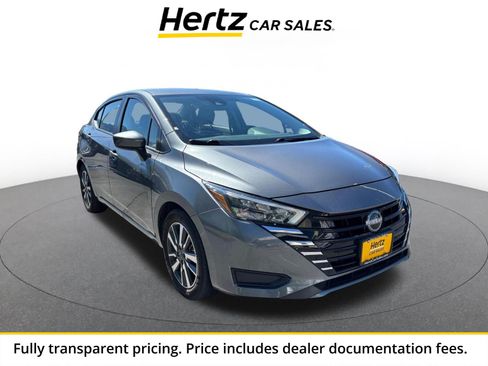 Used 2025 Nissan Versa SV FWD image 1