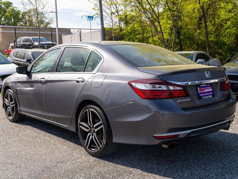 Used 2016 Honda Accord Sport image 4