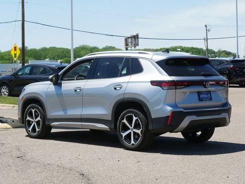Certified 2025 Volkswagen Tiguan SE AWD/4WD image 5