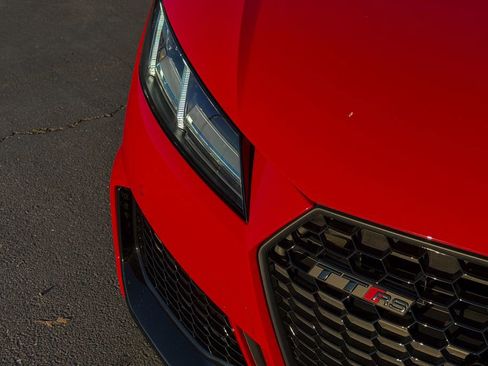 Used 2019 Audi TT RS image 5