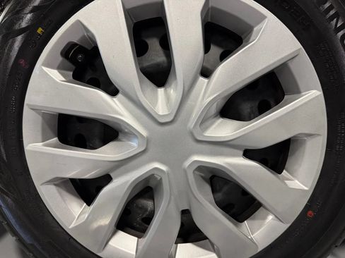 Used 2016 Nissan Rogue S FWD image 10