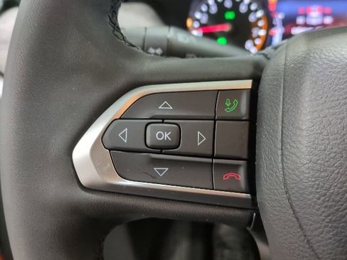 Used 2023 Jeep Compass Latitude w/ Convenience Group AWD/4WD image 17