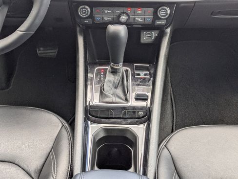 Certified 2026 Jeep Compass Limited AWD/4WD image 18