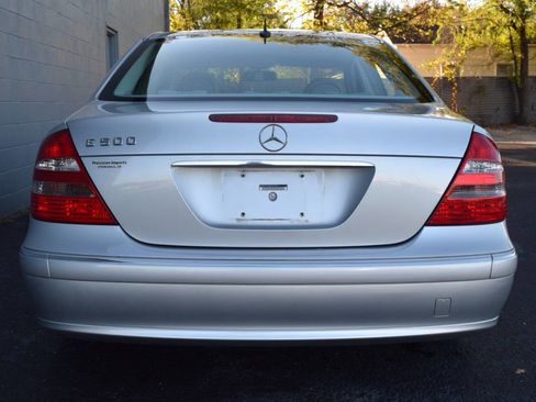 Used 2004 Mercedes-Benz E 500 Sedan image 11