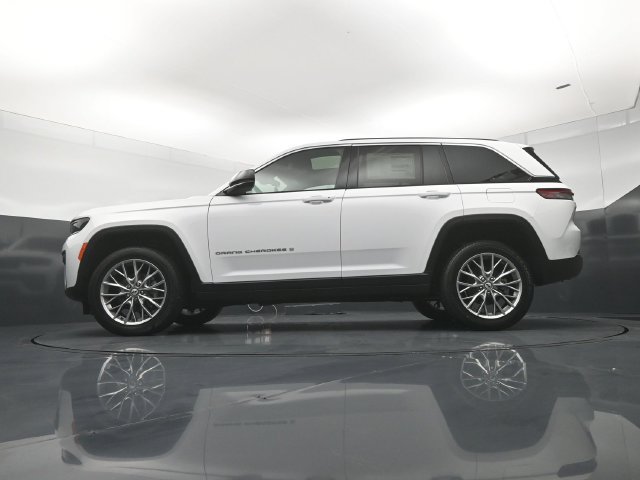New 2027 Jeep Grand Cherokee Limited AWD/4WD image 21