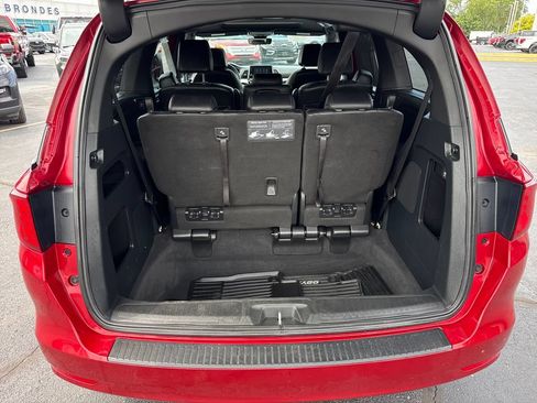 Used 2023 Honda Odyssey Sport image 11