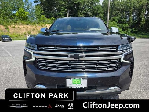 Used 2021 Chevrolet Tahoe Premier w/ Premium Package AWD/4WD image 2